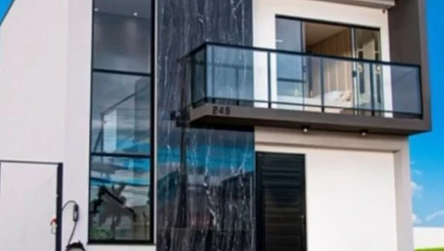Seu novo status no Candeias: Duplex com Quintal Ex Casa